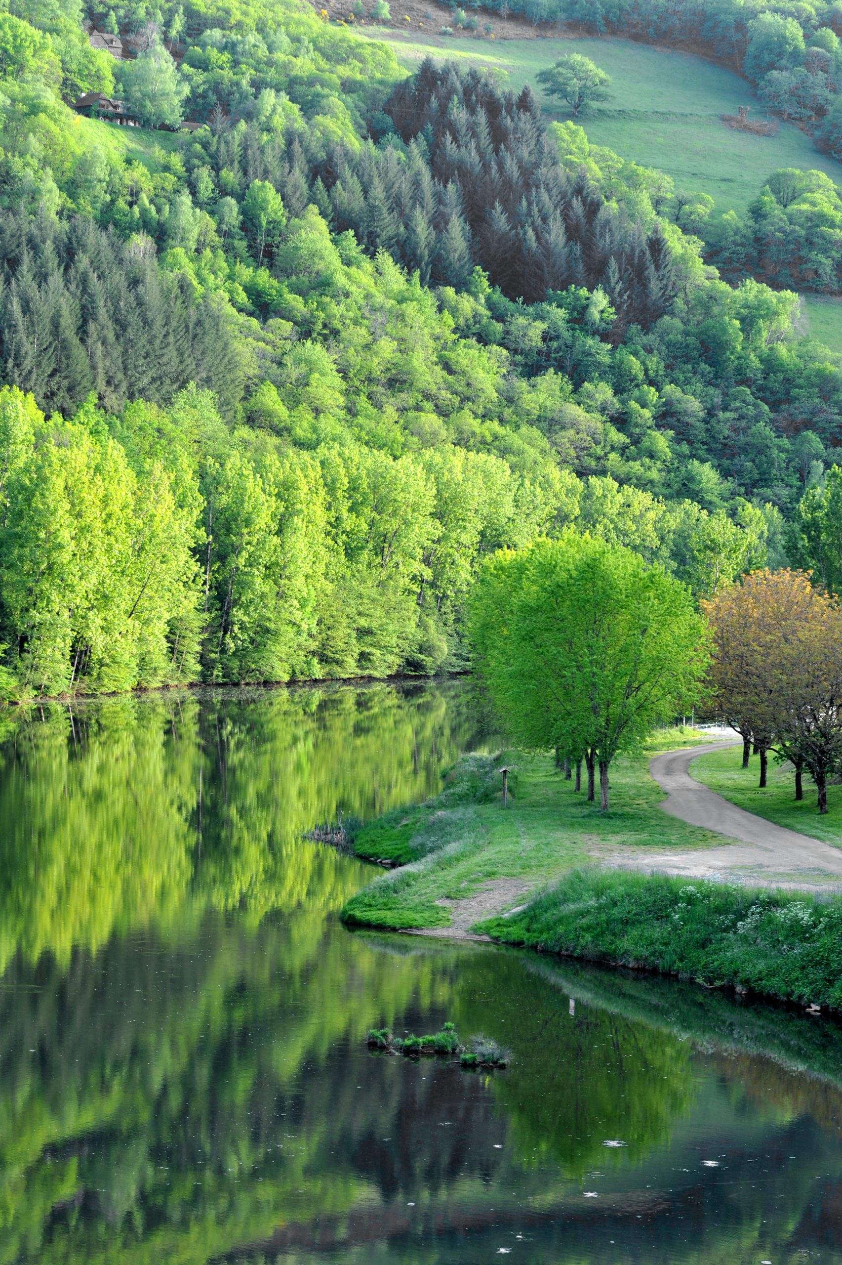 AVEYRON (12) VALLEE DU LOT